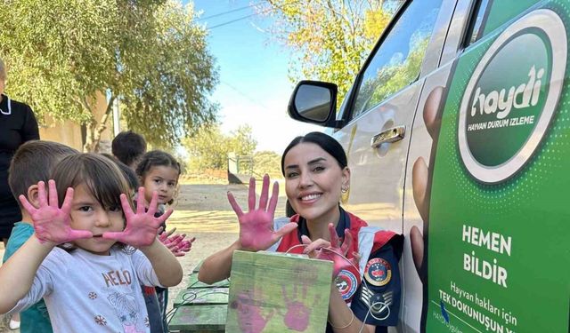 Aydın’da jandarma ekipleri miniklere hayvan sevgisi aşıladı