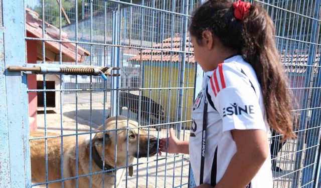 Büyükçekmece Belediyesi Çocuk Meclisi’nden anlamlı ziyaret