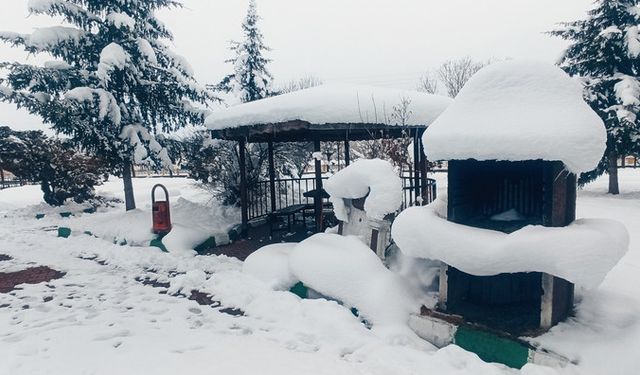 Tokat'ın Yeşilyurt'u Beyaza Büründü! Doğa Harikası Manzaralar Mest Etti