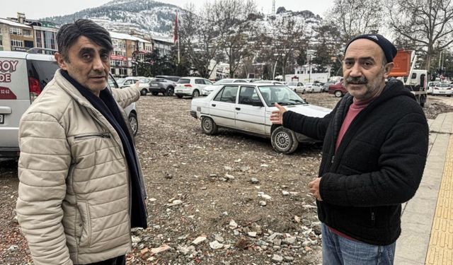 Tokat'ta Süper Vali'nin de Görev Yaptığı Binanın Yıkımı Esnafa Yaramadı