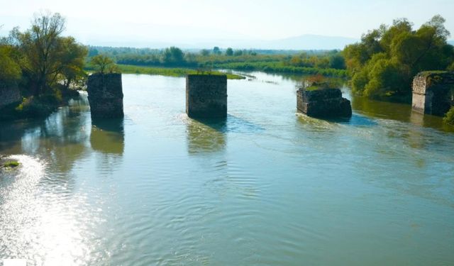 Tokat'ta medeniyetlere tanıklık eden köprü ayağa kalkıyor