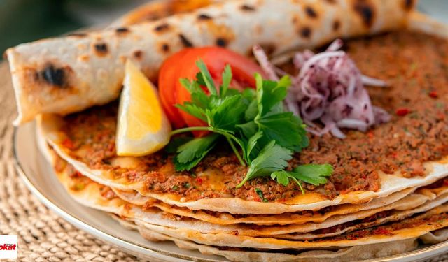 Lahmacun Yapmanın Sırları: Evde Restoran Lezzetinde Lahmacun Tarifi