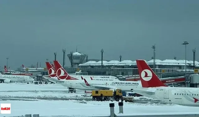 Sivas ve Çevre İllerde Kar Yağışı Uçak Seferlerini Vurdu!