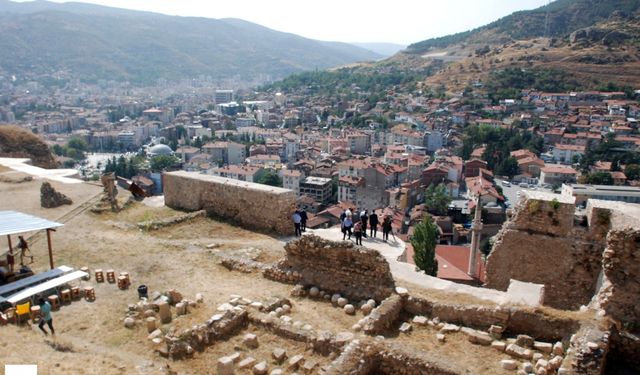 Tokat Kalesi'nde Restorasyon Neden Bitmedi? Count Dracula Hikayesi Ne Zaman Canlanacak? Zindanlar Kapalı mı?