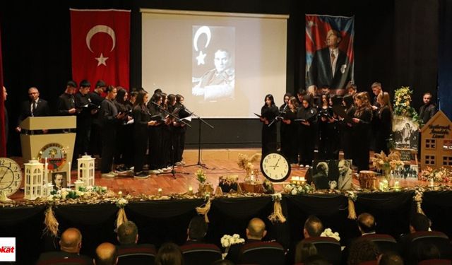 Atatürk Turhal'da sevdiği şarkılarla anıldı