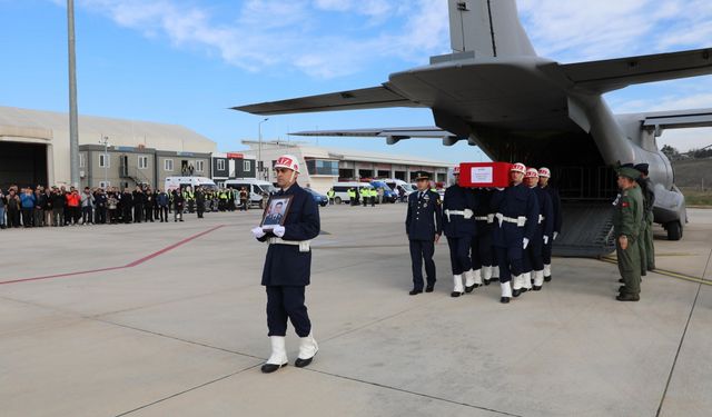 Isparta'da helikopter kazasında şehit olan Teğmen Dağlı'nın cenazesi Amasya'ya getirildi