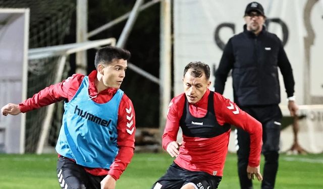 Sivasspor’un Antalya kampı başladı