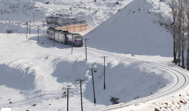 Doğu Ekspresi Sezonu Açtı: İlk Sefer Başladı