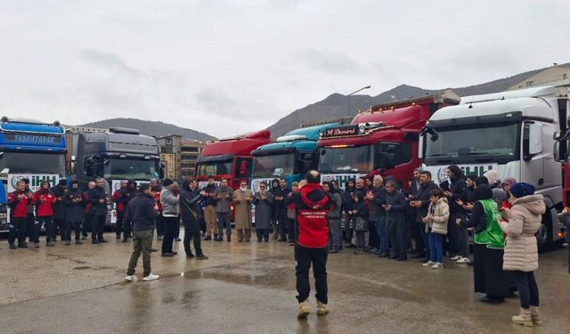 Amasya'dan Suriye'ye 12 tır yardım malzemesi gönderildi