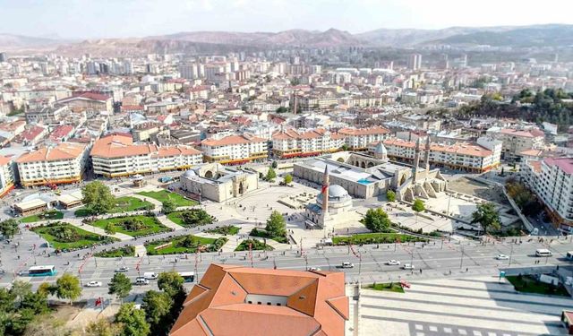 Sivas, Kayseri ve Yozgat illerinde yoksul sayısı 2024 yılında bir önceki yıla göre 100 bin kişi azaldı