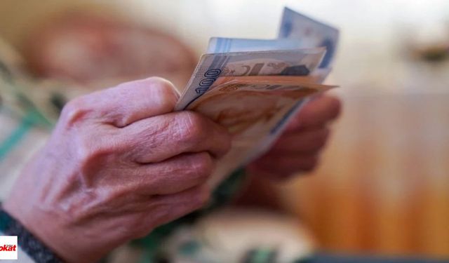 Emekliye Yüzde 16,67 Zam Tepkisi: “Yaşarken Yoksulluk Dayatılıyor”