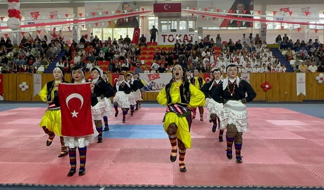Tokat'ta Kortejle Başlayan Bayram Coşkusu Gösterilerle Taçlandı