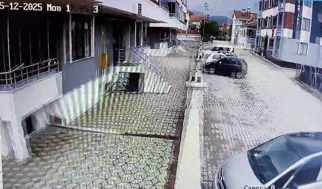 Tokat'ta hissedilen deprem anı kameraya böyle yansıdı
