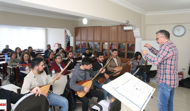 Memurdan İşçiye, Öğretmenden Emekliye Tokatlılar Türküler İçin Bir Arada