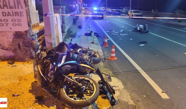 İki Motosiklet Kafa Kafaya Çarpıştı: 2 Ölü