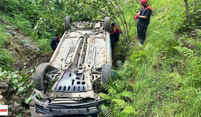 Kontrolden Çıkan Otomobil Yol Dışına Savruldu: 1 Ölü, 1 Yaralı