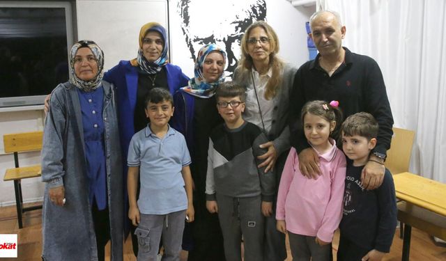 Tokat'ta veliler bilgi yarışmasına katıldı