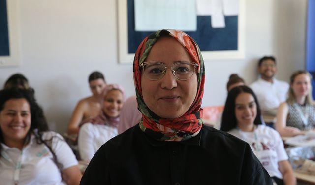 Tokat'ta Yunus Emre Enstitüsünün yaz okullarına katılan yabancı öğrenciler Türkçe öğreniyor