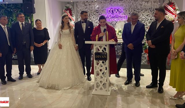 CHP'li Kum Ailesinin Mutlu Günü