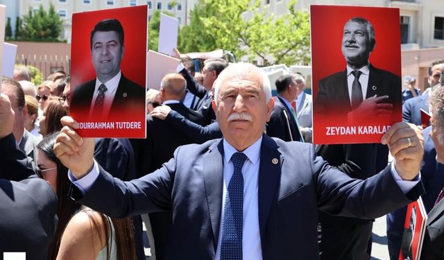 Kadim Durmaz: "Halkın İradesine Pranga Vurulamaz!" CHP’li Vekiller, Operasyonları Protesto Etti!