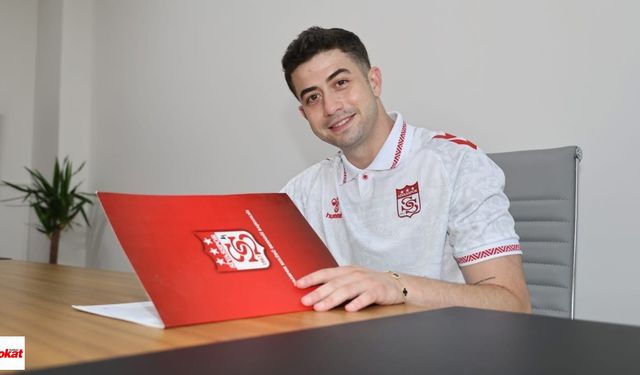 Tokatlı Kerem Atakan Kesgin Yeniden Sivasspor'da: Resmi İmzayı Attı