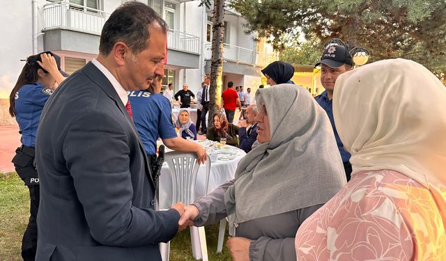 Cüneyt Aldemir'den Anlamlı 15 Temmuz Buluşması: ''Şehitlerin Emaneti, Gazilerin Duası Başımızın Tacıdır''