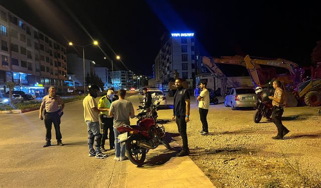 Niksar'da asayiş ve trafik uygulaması yapıldı