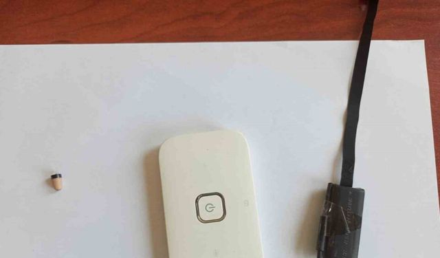 Kopya düzeneğiyle ehliyet sınavına giren şahıs yakalandı