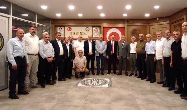 Tokat’ta Esnaf ve Kooperatif Zirvesi: Destek Mesajı Verildi