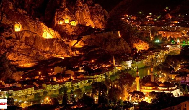 Amasya Valiliği’nden Deprem Açıklaması: “Herhangi Bir Olumsuzluk Yok”