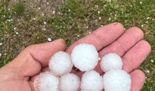 Fındık büyüklüğünde dolu yağdı