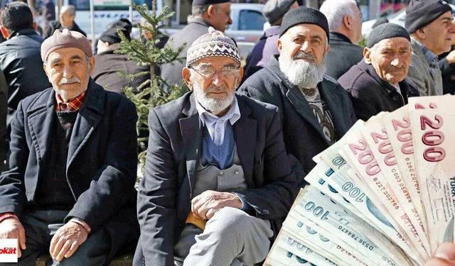 Emeklilere Çifte Bayram Ödemeler Hesaplara Geçiyor