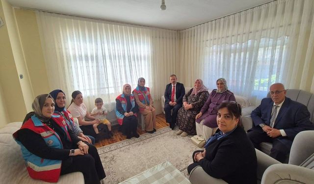 Kaymakam Kadir Perçi ev ziyaretlerine devam ediyor