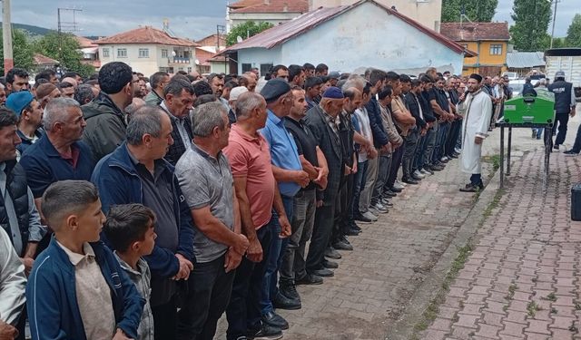 Tokat'lı genç son yolculuğuna uğurlandı