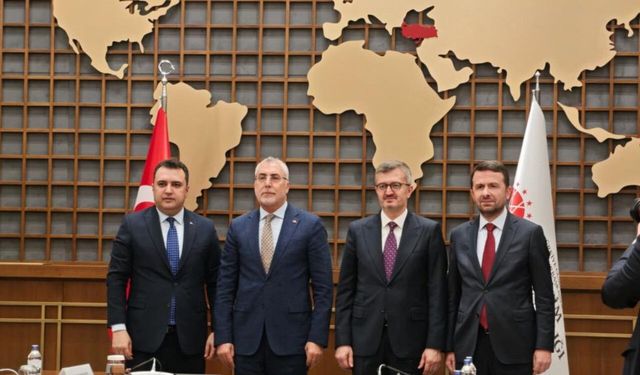 İŞKUR ile BİK'ten Medya Sektörüne Dev İstihdam Hamlesi! Gazetecilere 9 Ay Maaş ve İş Garantisi