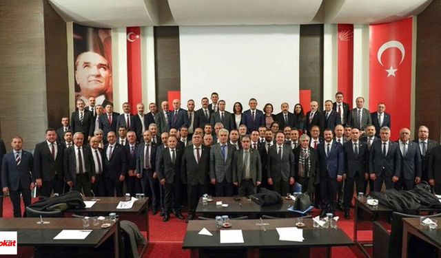 CHP'de Çağdaş Kurtgöz ve 73 İl Başkanından: İhraçları Tanımıyoruz, Kurultay İstiyoruz!