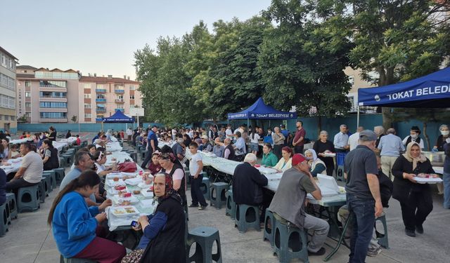 Tokat’ta Muharrem Lokması Geleneği Büyüyor