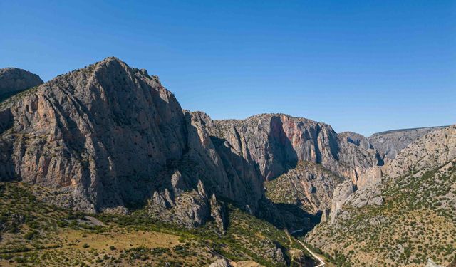 Tokat'tan Koptu Yozgat'a İlçe Oldu Turizmde Parlıyor Akın Akın Gidiliyor Çok Önemli Bir Kanyona Ev Sahipliği Yapıyor
