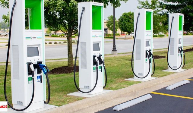 Rektörlük Binası Çay Ocağı ve Elektrikli Araç Şarj İstasyonu İşletme Hakkı Kiraya Verilecek