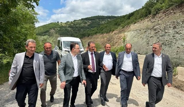 Yılların Sorunu Çözülüyor: Tozanlı Grup Yolu’nda Asfalt Mesaisi Başladı