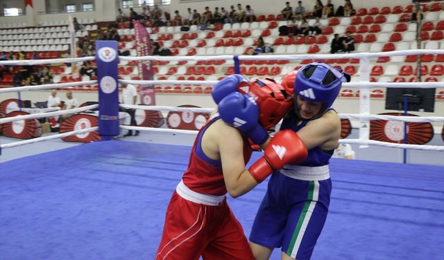 Türkiye Ferdi Boks Şampiyonası 903 Sporcuyla Komşu Şehirde Başladı