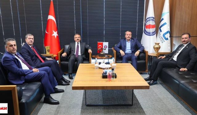 Babasını Kaybeden Ali Yalçın’a Tokat Milletvekillerinden Taziye Ziyareti