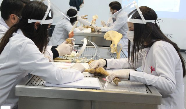 Lokman Hekim Üniversitesi heyeti Tokat ve Zile için yola çıkıyor