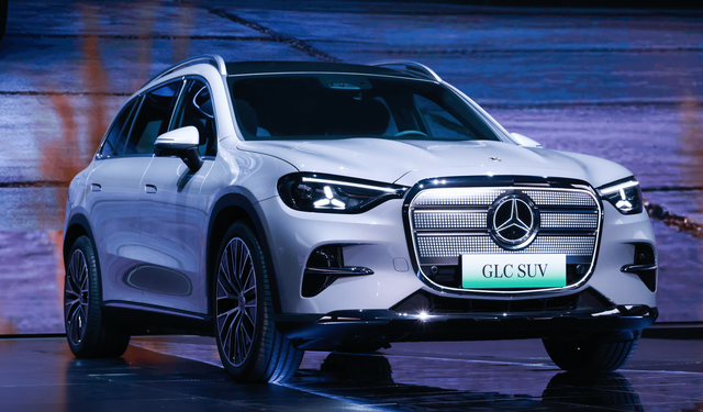 Mercedes’in Kalesi Sallanıyor Yılların Devi Zor Günler Yaşıyor 63 Bin Elektrikli Araç Satıldı Ama Yetmedi