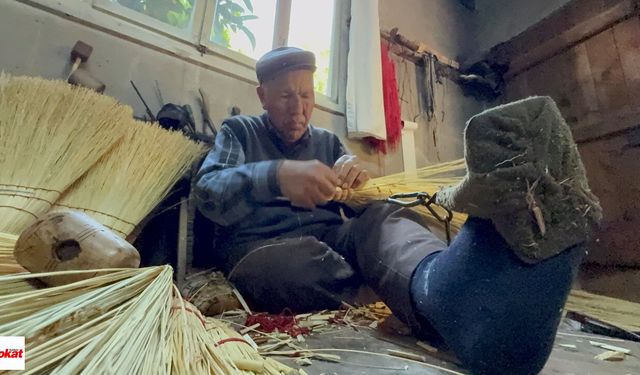 Bir Ömür Süpürge Ördü, En Büyük Kaygısı Mesleğinin Son Bulması