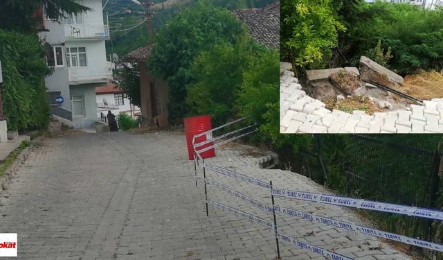 Tarihi Niksar Kalesi Yolunda Çökme! Araç ve Yayalar İçin Tehlike Oluşturuyor