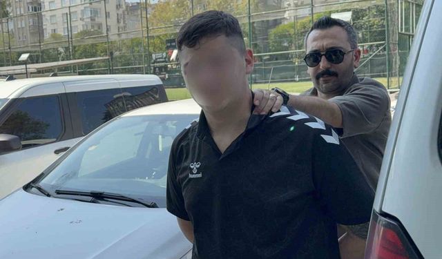 17 yaşındaki çocuk 2 kişiyi bıçakladı