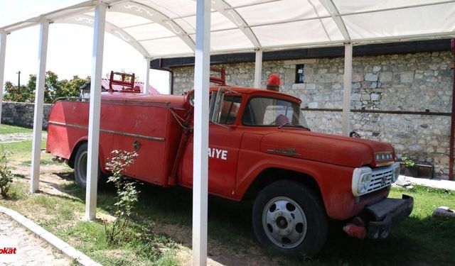 Almanya’dan Zile’ye Geldi, Onlarca Yangına Koştu: 69 Yıllık Araç Hâlâ İlk Günkü Gibi