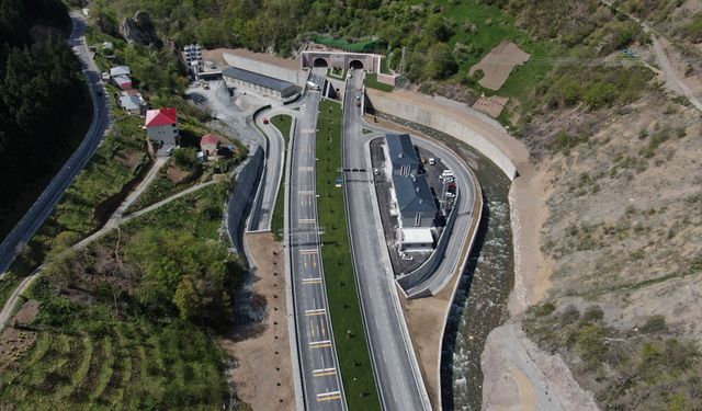 2 Tüp, 4 Havalandırma Şaftı, 14.500 Metre Uzunluğu Var En Uzun Çift Tüplü Tünele Sahip 90 Keskin Virajı Tarihe Gömdü