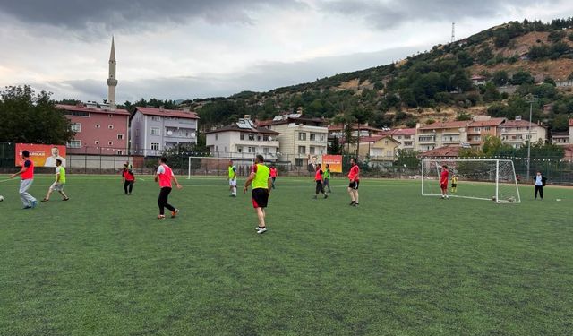 Niksar’da Yeşil Sahada Aile Buluşması